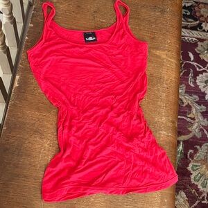 Women's Red Tank Top 3/10$
